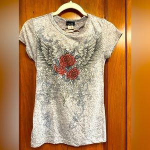 Rue 21 T-shirt roses, angel wings, medium, shredded, biker bling, sparkly